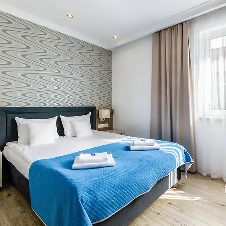 Maximus בית הארחה *